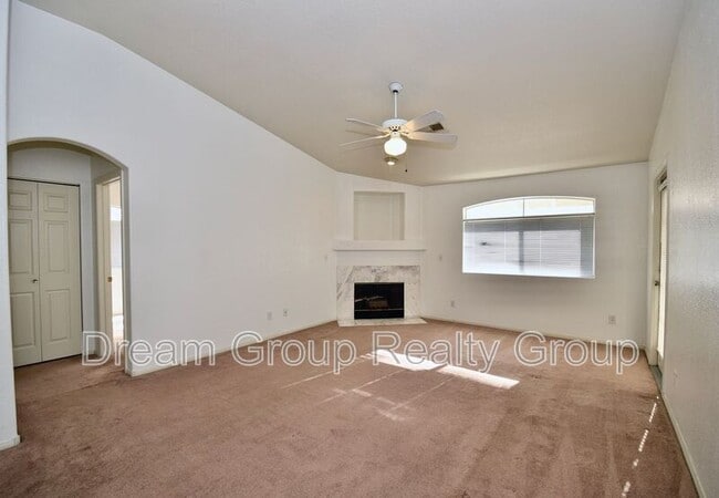 Building Photo - 3320 S Fort Apache Rd
