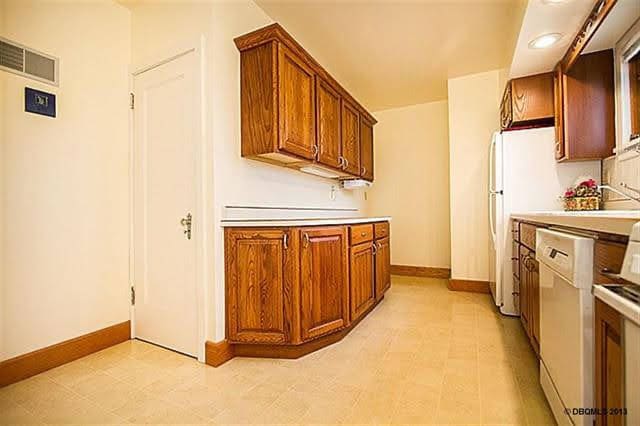 Building Photo - 1745 Loras Blvd