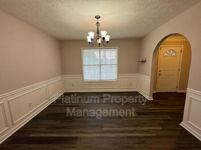 Building Photo - 3854 Wheaton Ct