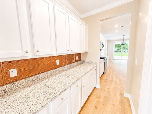 Building Photo - 119 Cherry Grv Dr