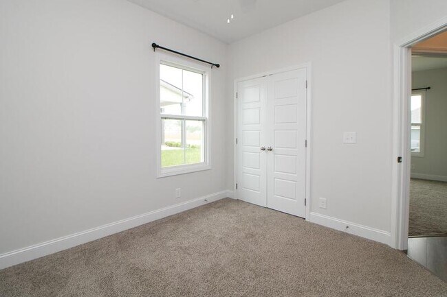 Building Photo - 234 Wexford Wy