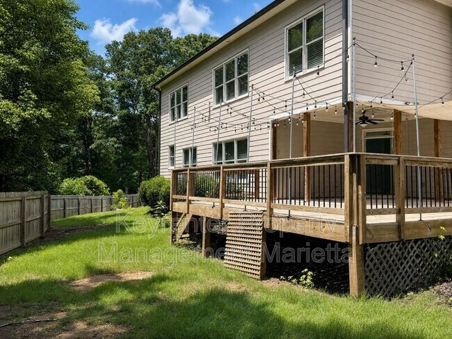 Building Photo - 459 Current Ct NE