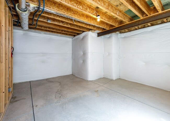 Building Photo - Cordera Home within walking to D20 Schools...