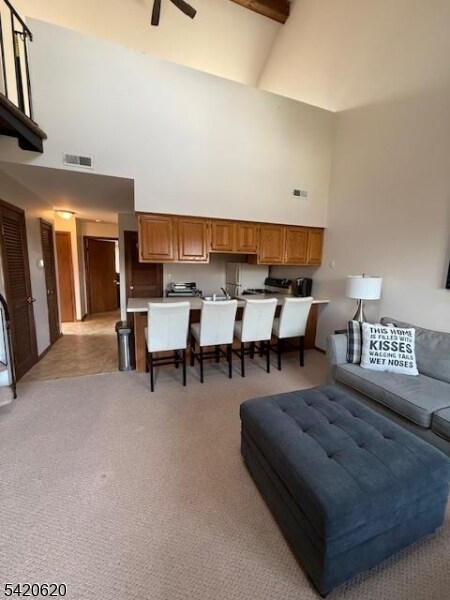 Building Photo - 2 Stowe Ct