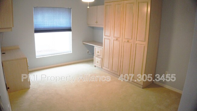 Building Photo - 1521 Parkglen Cir