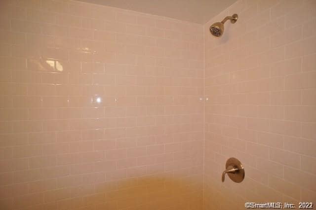 Building Photo - 127 Harbor Ave