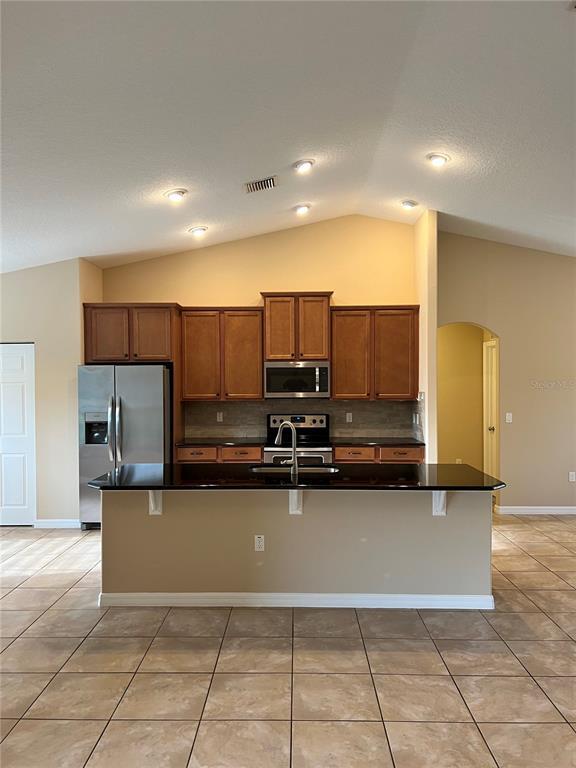 Building Photo - 6 Barbera Ln