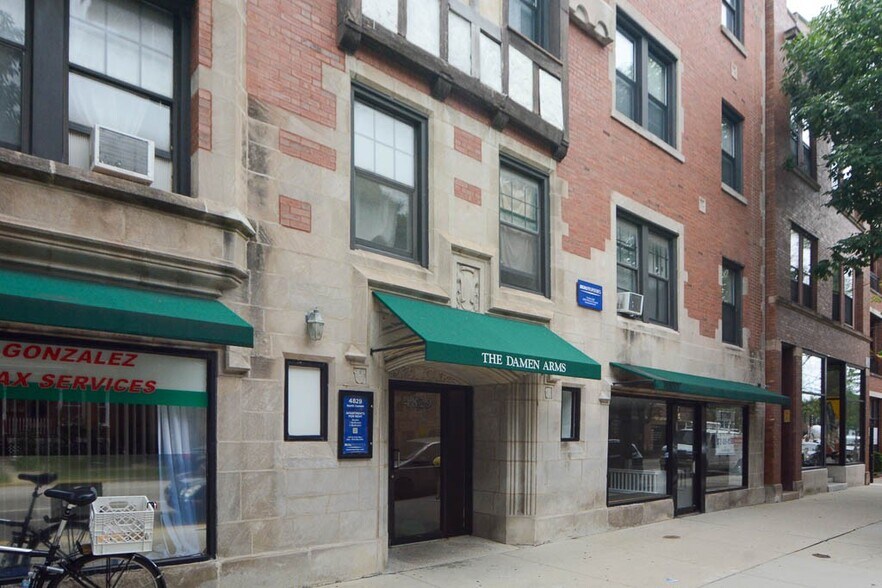 Primary Photo - 4823 N Damen Ave