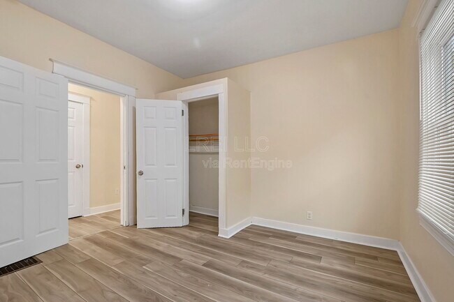 Building Photo - 1458 Beech St