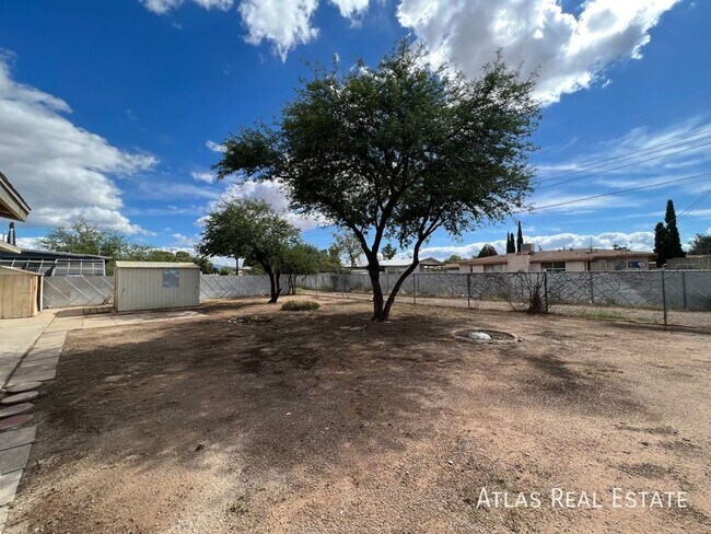 Building Photo - 6848 E Mary Dr