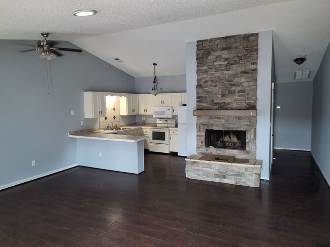 Building Photo - 1207 Haig Cir