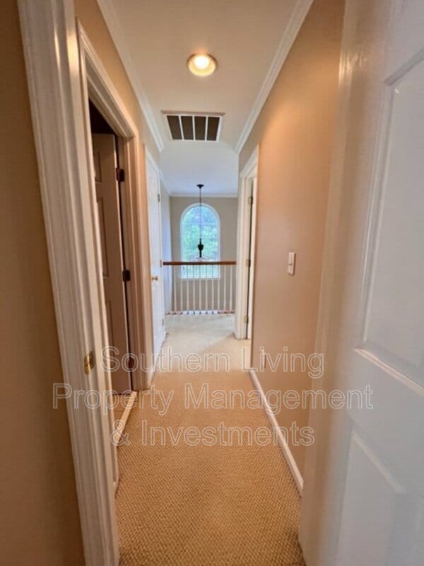 Building Photo - 11840 Royal Castle Ct