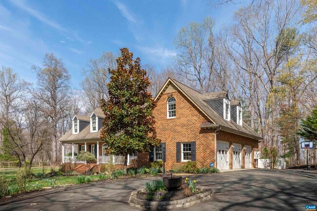 Building Photo - 3125 Beau Mont Farm Rd