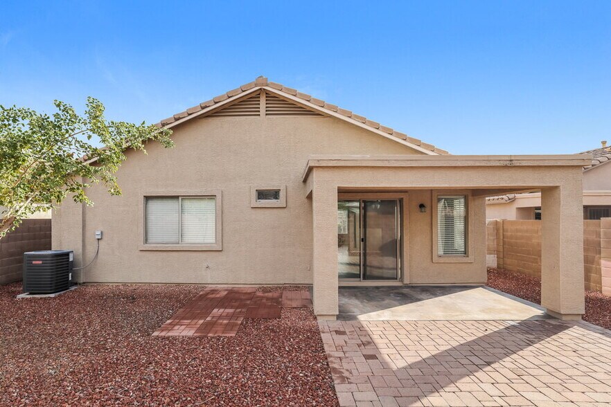 Building Photo - 16634 N 153rd Dr