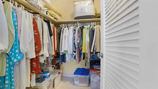 Building Photo - 3750 Galt Ocean Dr