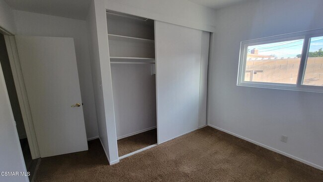 Building Photo - 1720 Elsinore Creek