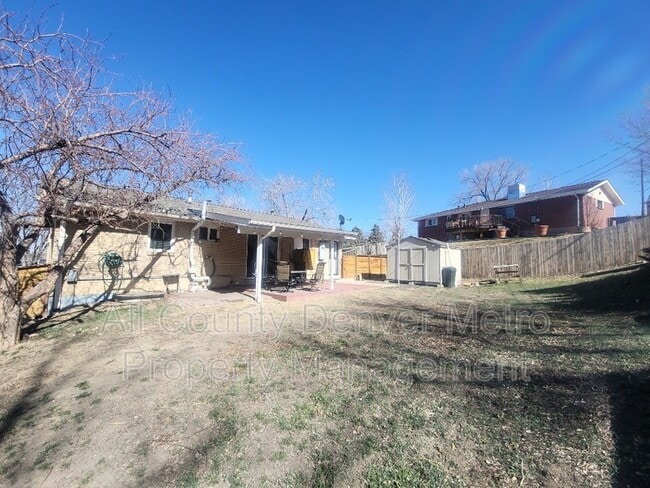 Building Photo - 5615 Jellison St
