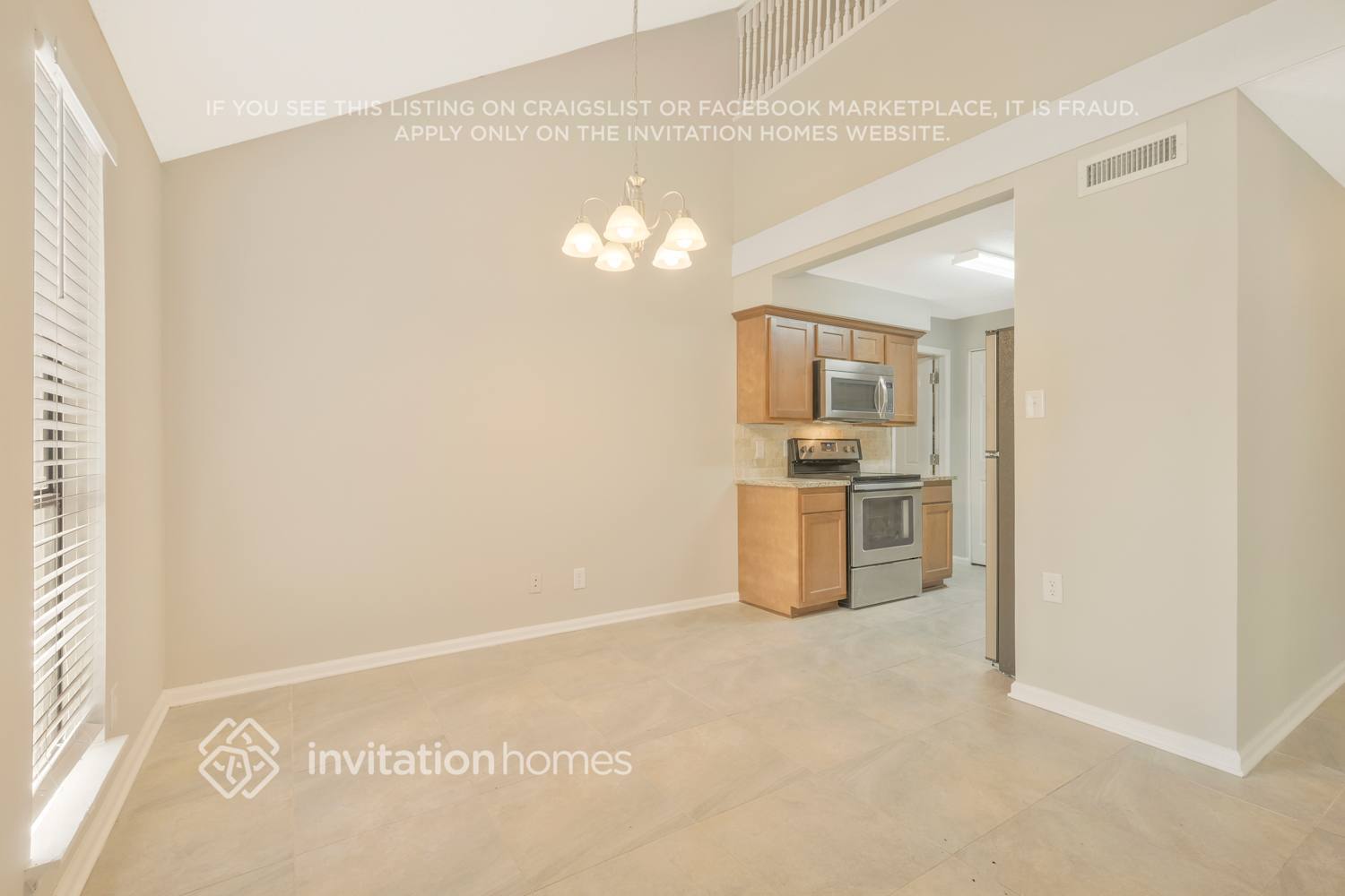 Building Photo - 3691 Ballestero Dr S