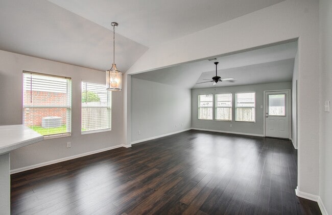 Building Photo - 2015 Upland Plover Ct