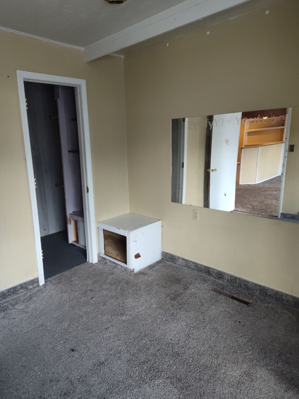 Building Photo - 3204-3216 Busch St