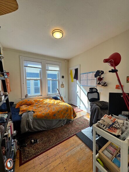 Building Photo - 108 Hyde Park Ave