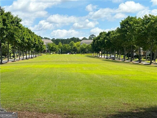 Building Photo - 7888 The Lakes Point