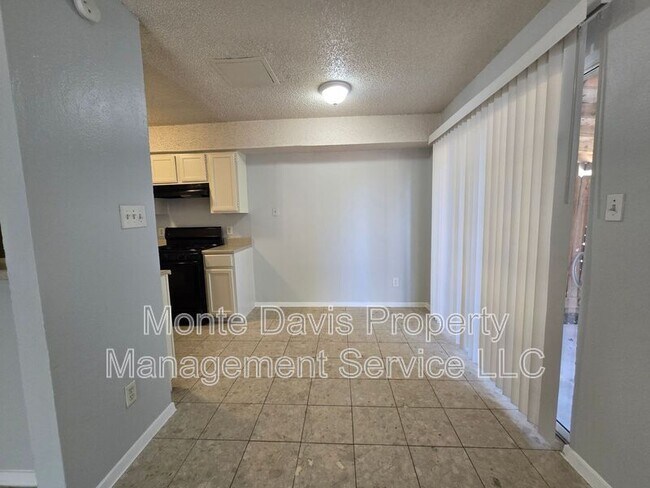 Building Photo - 1309 Southport Dr