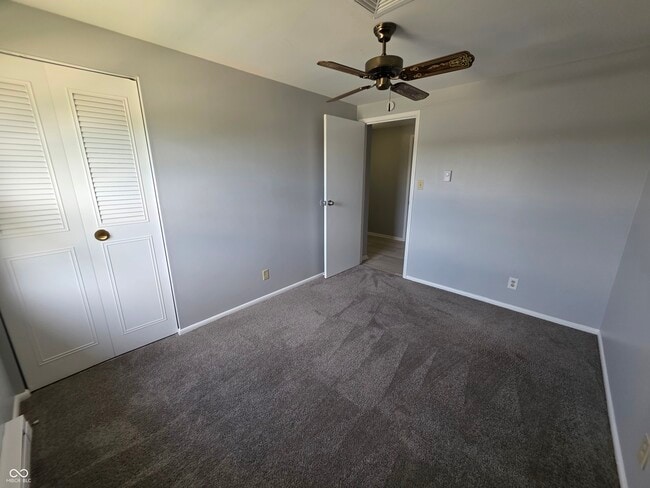 Building Photo - 4929 Mt Vernon Dr
