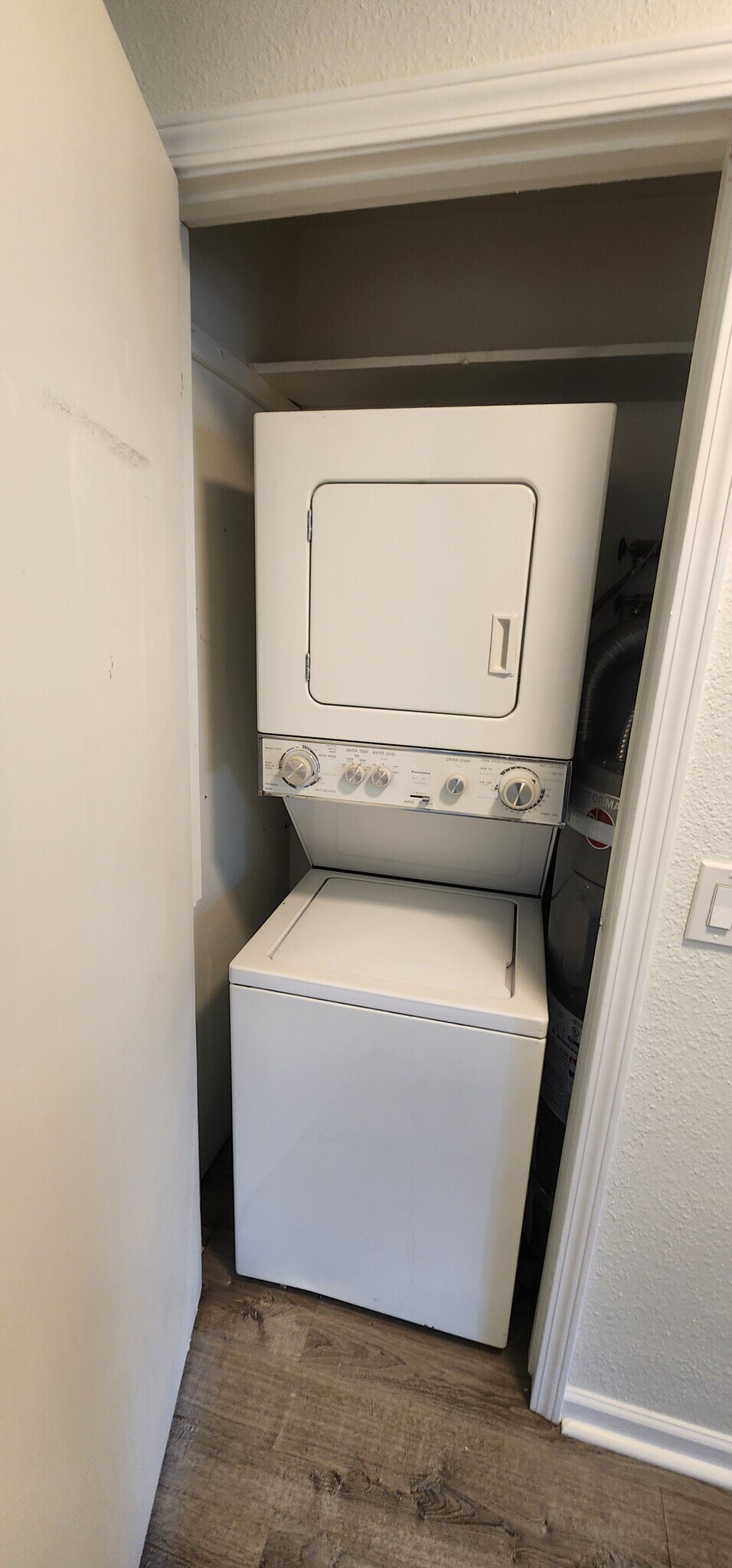 Building Photo - 17301 NE 45th St