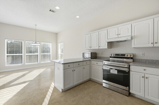 Building Photo - 4227 Shadow Ln