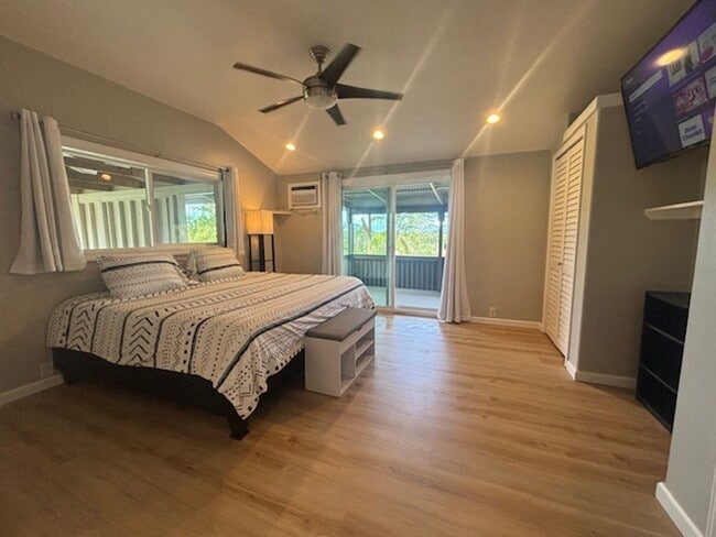 Building Photo - Gorgeous Four Bedroom / Two Bathroom On Usable Acreage