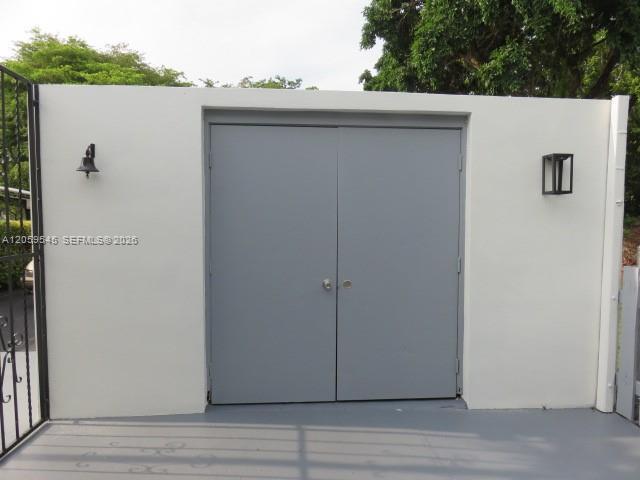 Building Photo - 12300 SW 18th Terrace
