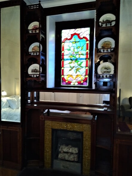 BR - 501 E Mississippi Dr