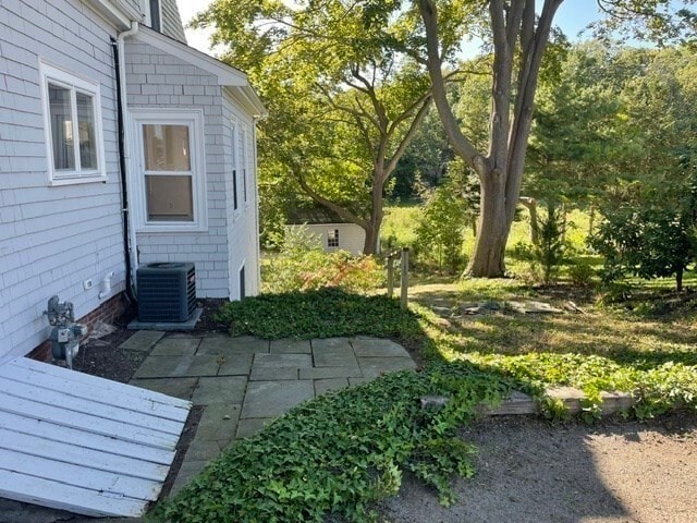 Building Photo - 6 Parker Ave