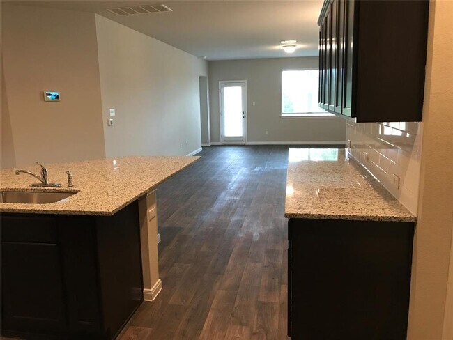 Building Photo - 6409 Kildare Dr