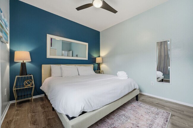 Building Photo - 11509 Glenmont Dr