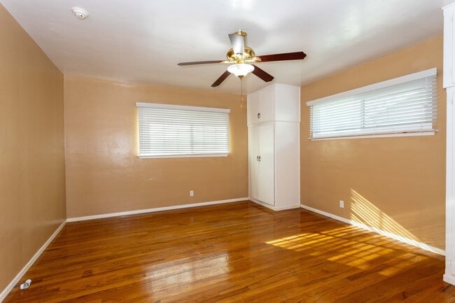 Building Photo - 1312 Telegraph Ave