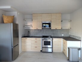 new kitchen - 30639 Palo Alto Dr