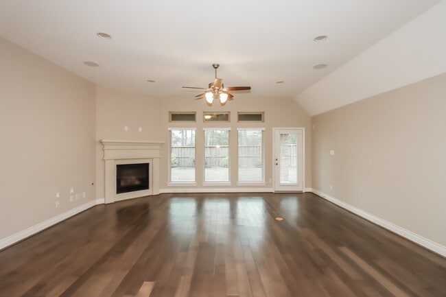 Building Photo - 8100 Tyrell Hgts Rd