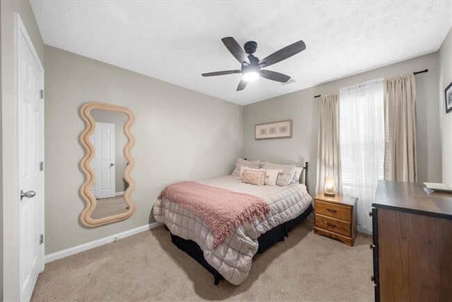 Building Photo - 820 Camelon Ct