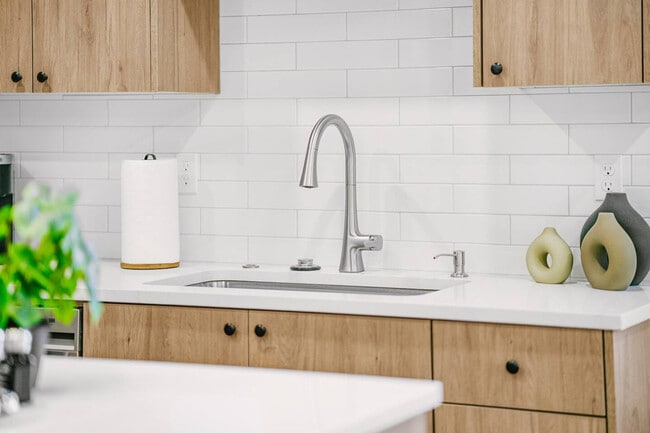 Building Photo - 3202 NW Division St