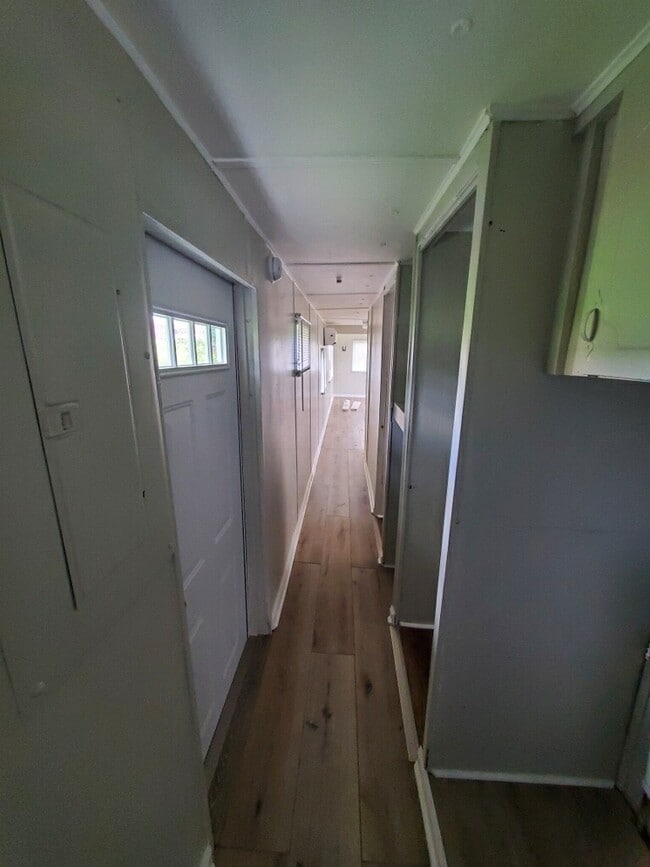 Building Photo - 13 Norton Bridge Rd