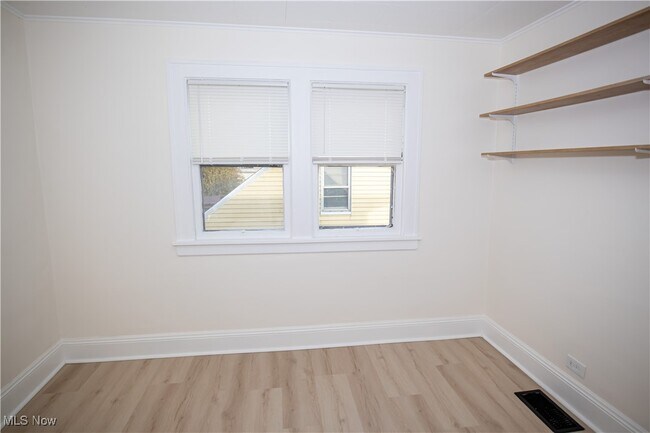 Building Photo - 12412 Sprecher Ave