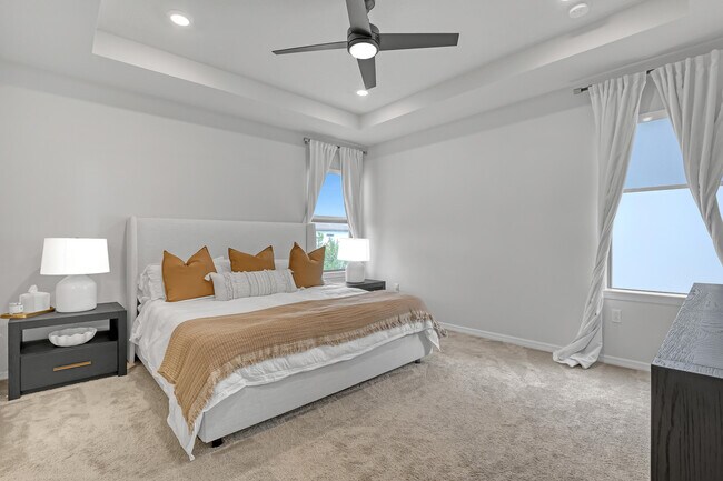 Building Photo - 4740 Chantilly Rd