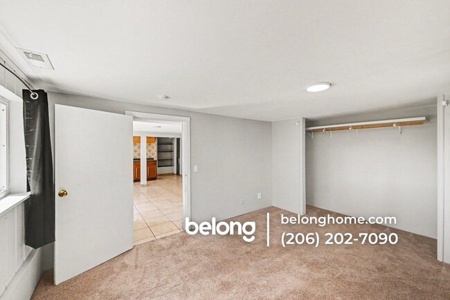 Building Photo - 14630 3rd Ave SW