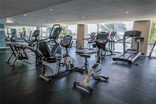 Building Photo - 90 Alton Rd