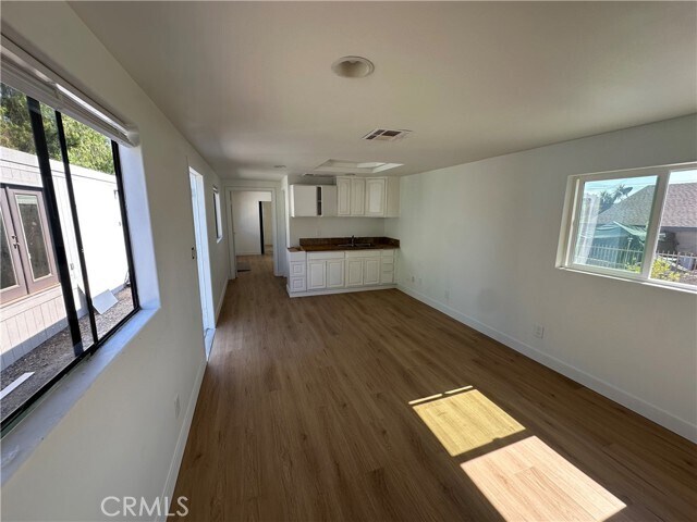 Building Photo - 16472 Gardner Ave