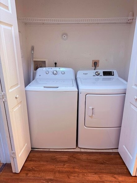 Building Photo - 779 Pipers Cay Dr