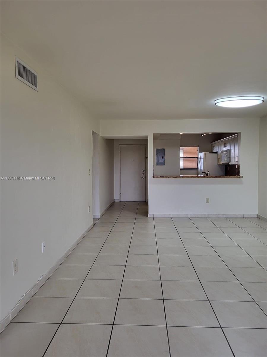 Building Photo - 10155 NW 9th Street Cir