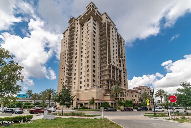 Building Photo - 1478 Riverplace Blvd
